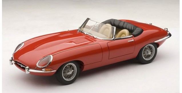 Jaguar e type store diecast